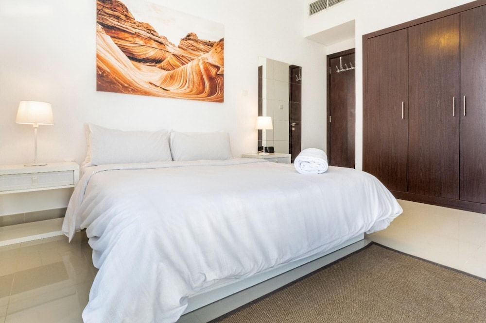 undefined Breathtaking View 1 Bedroom Apt 10