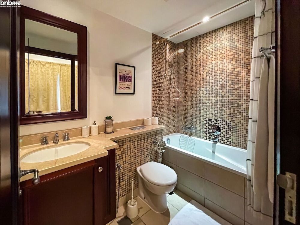 Lux 2B in Oldtown in of DT by Bnbme Homes Apartment 6