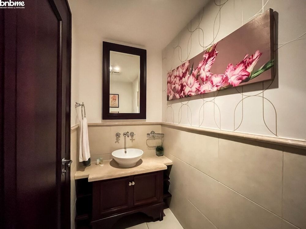 Lux 2B in Oldtown in of DT by Bnbme Homes Apartment 10