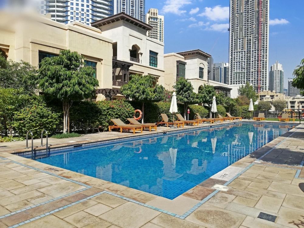 undefined Traditional Meets Modern in Downtown 8