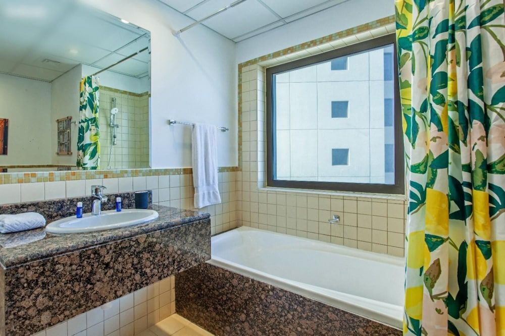 JBR Beach Front 4 Bed High Floor Apartment 23