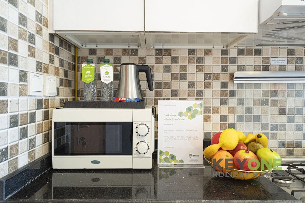 KOHH – Studioin Al Jawhara 5 403 Basic Studio 8