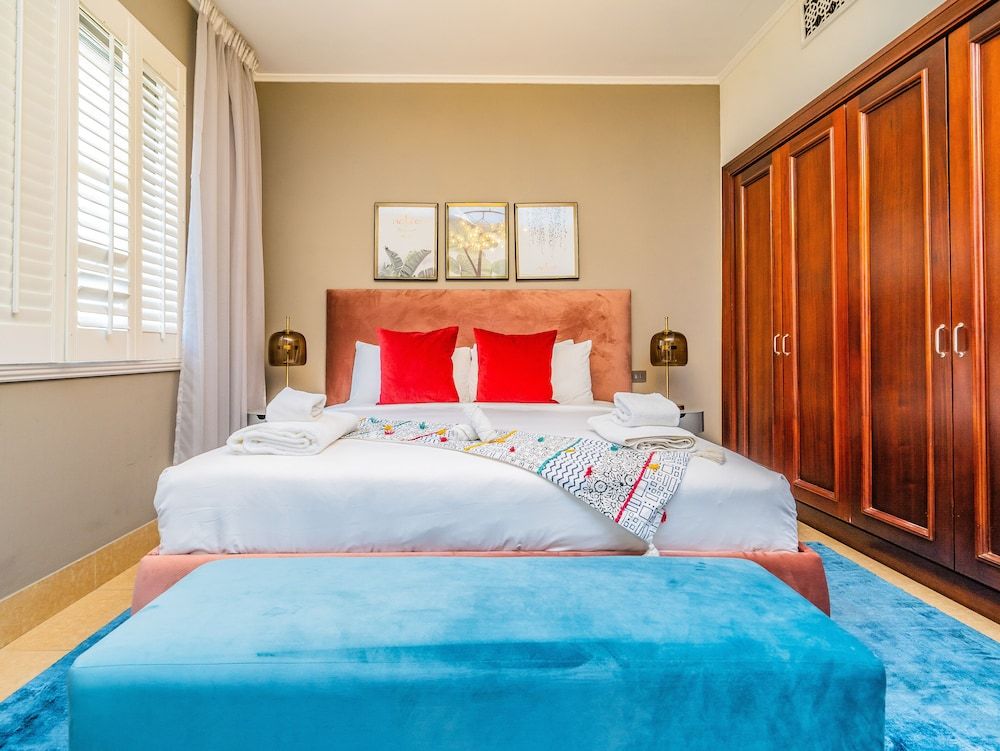 undefined Colorful Apartment near Dubai Mall with Balcony