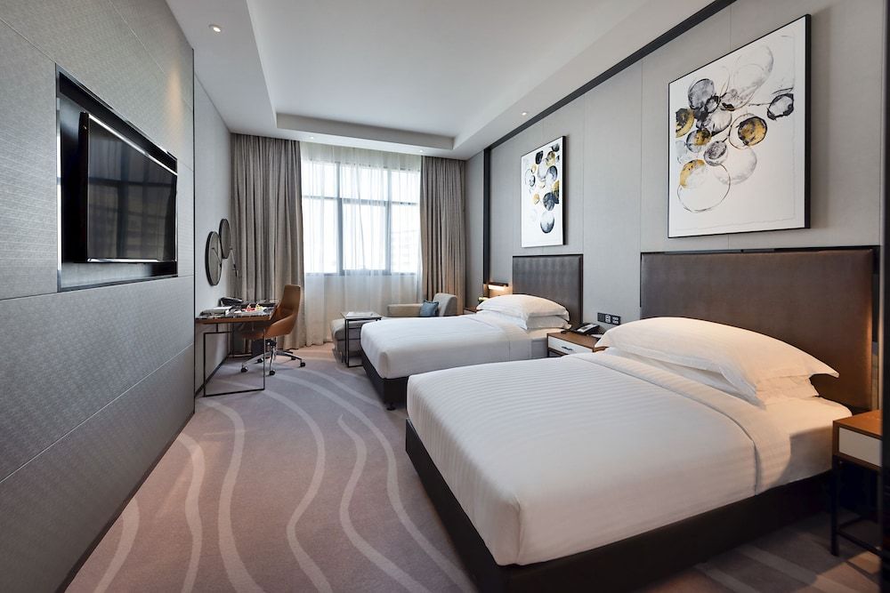 Asiana Grand Hotel Deluxe Twin Room 2