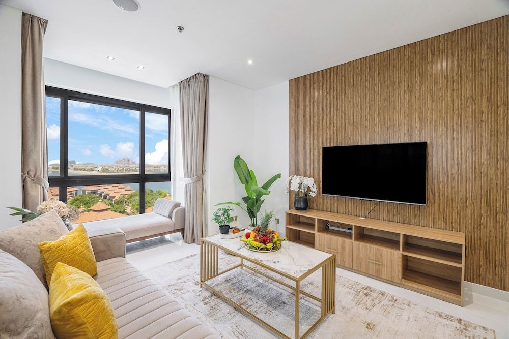 EDEN'S Homes & Villas - Anantara Palm Residences Luxury Apartment, 2 Bedrooms, Non Smoking, Sea View 103