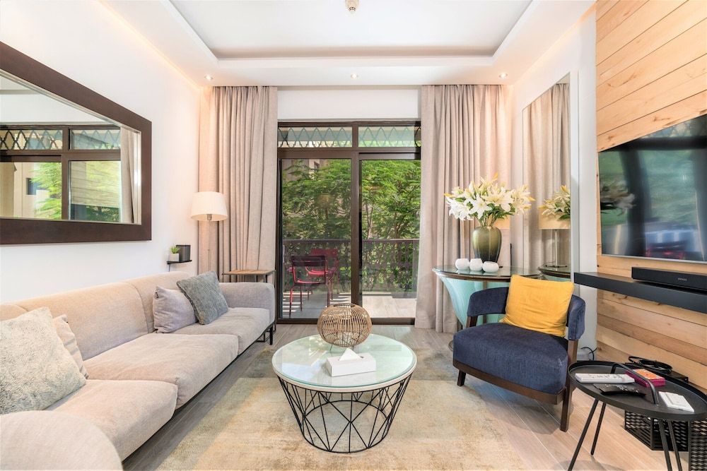 undefined Stunning 2bedroom in Dubai Downtown