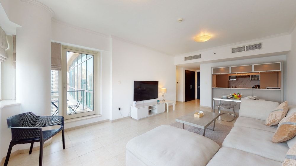 Al Majara 2- 2701 Comfort Apartment 14