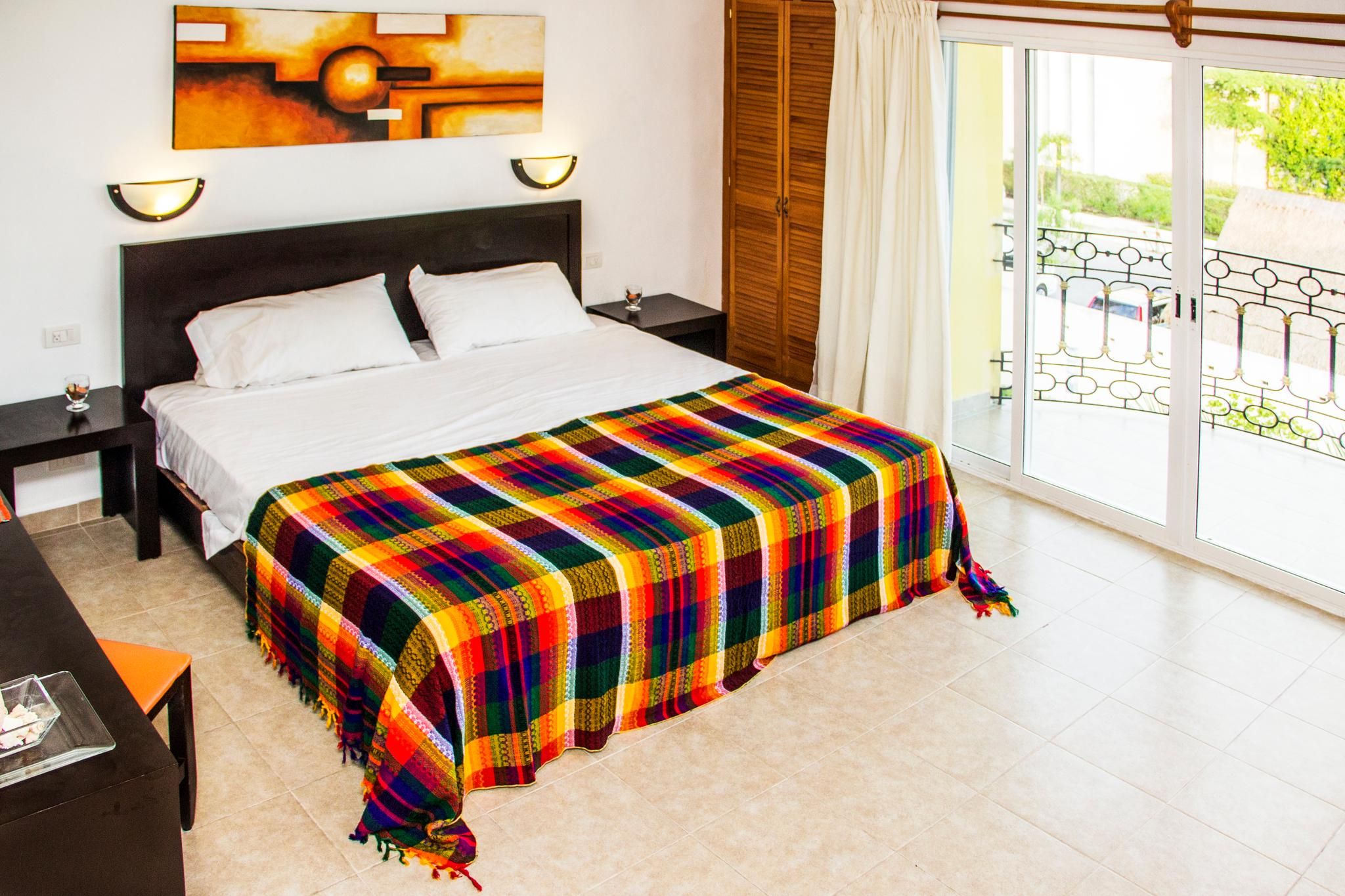 Standard Room with balcony breakfast included