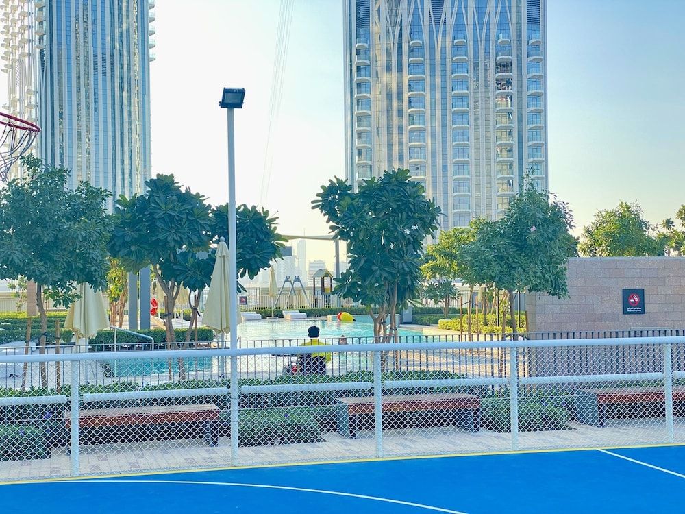 undefined LuxBnB Creek Rise Tower Harbor Views 5