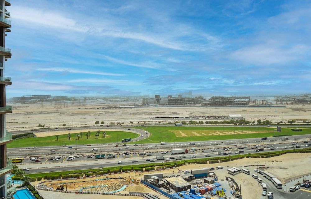 Business Bay Paramount Towers 1BR Signature Apartment, Non Smoking, Balcony 6