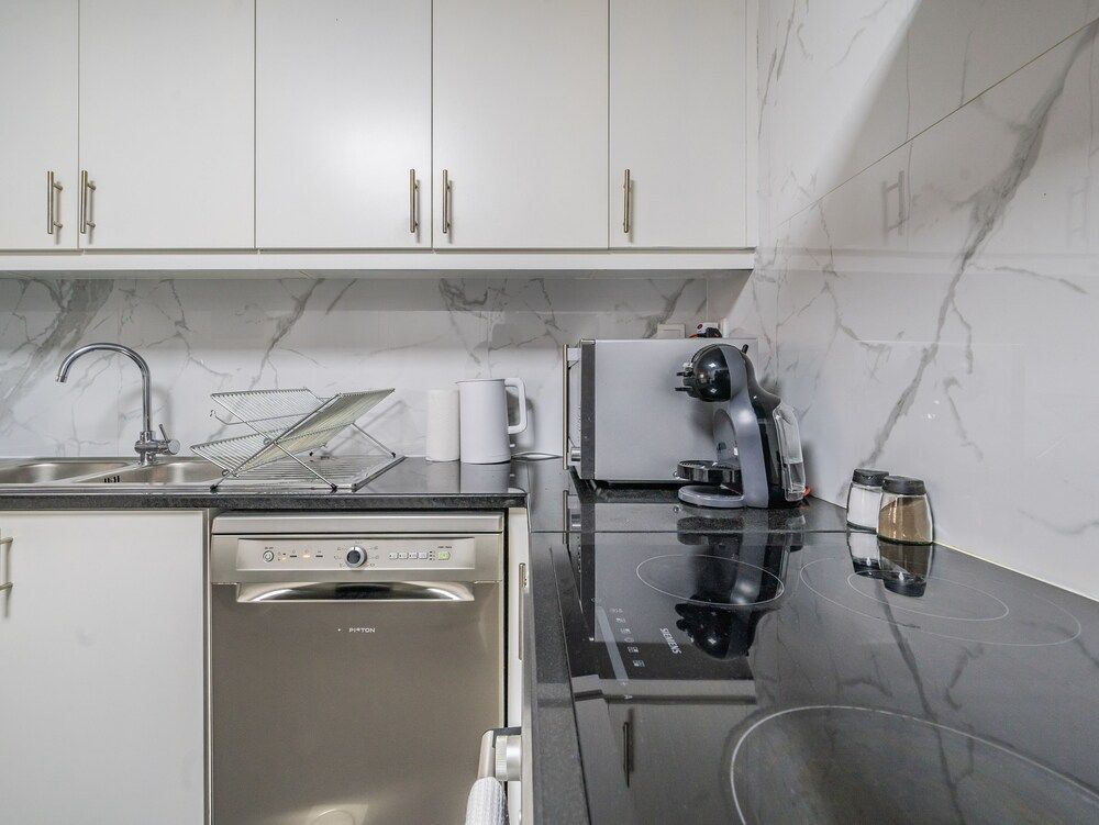 Luxury Waterfront Apartment with Beach Access Comfort Apartment 12