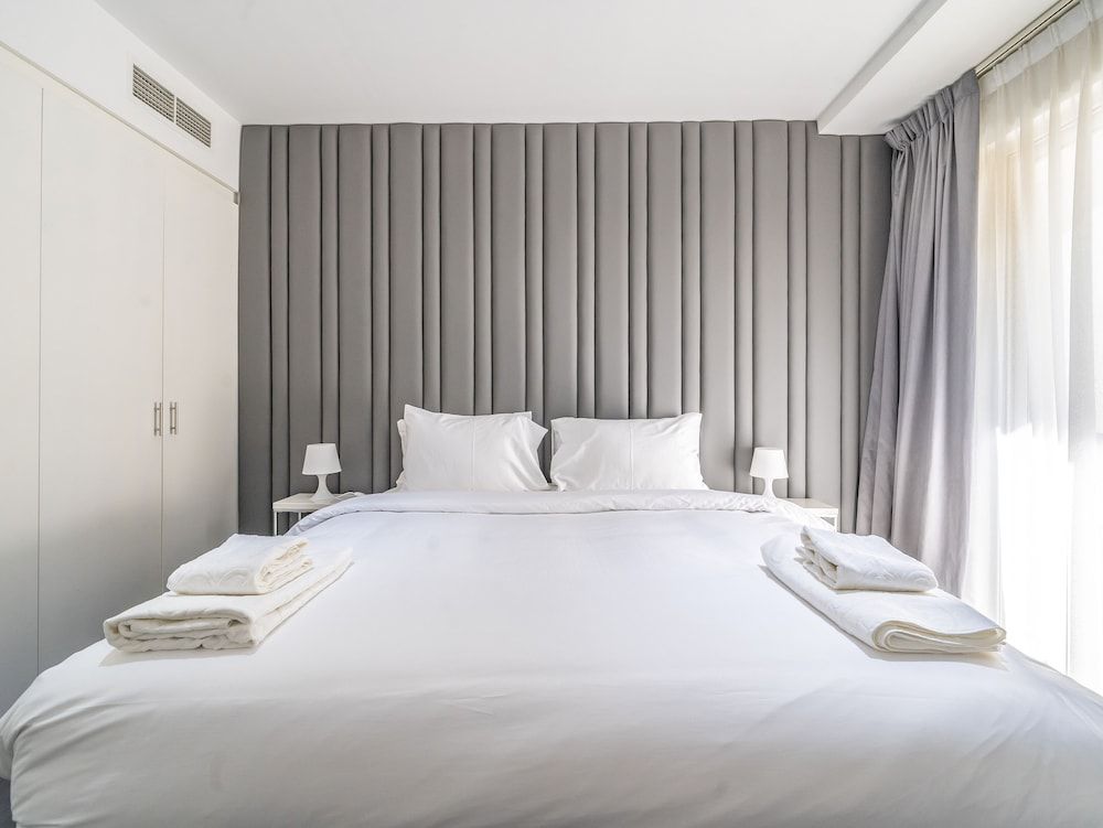 Luxury Waterfront Apartment with Beach Access Comfort Apartment 9