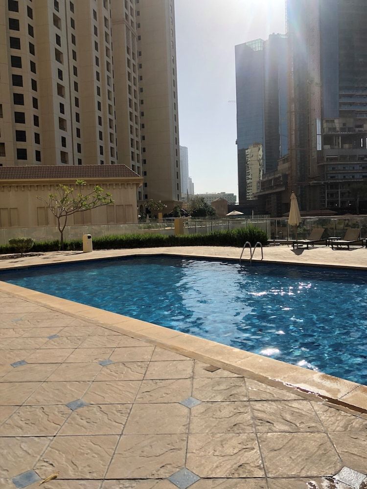 undefined Luxury Waterfront Apartment with Beach Access 4