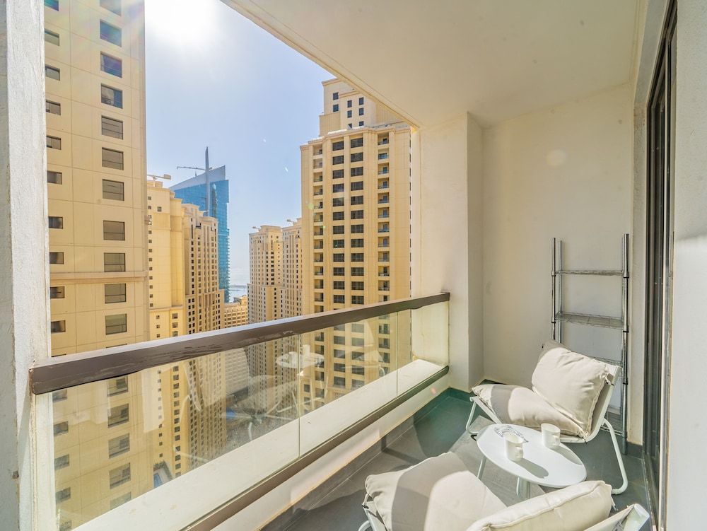 Luxury Waterfront Apartment with Beach Access Comfort Apartment 22