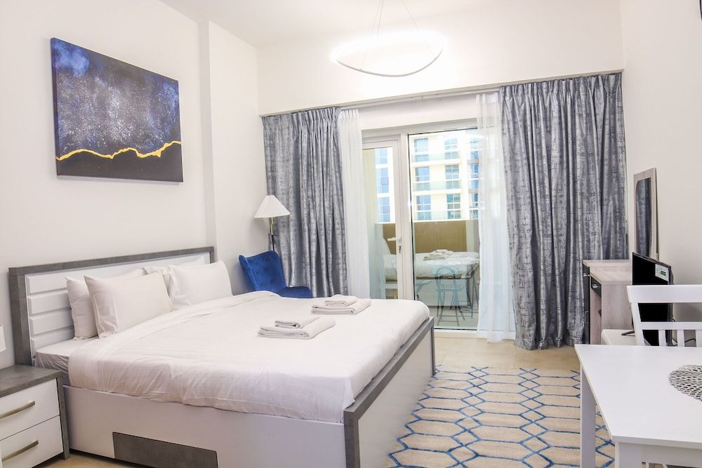undefined Studio Apartment in Azizi Farishta 2