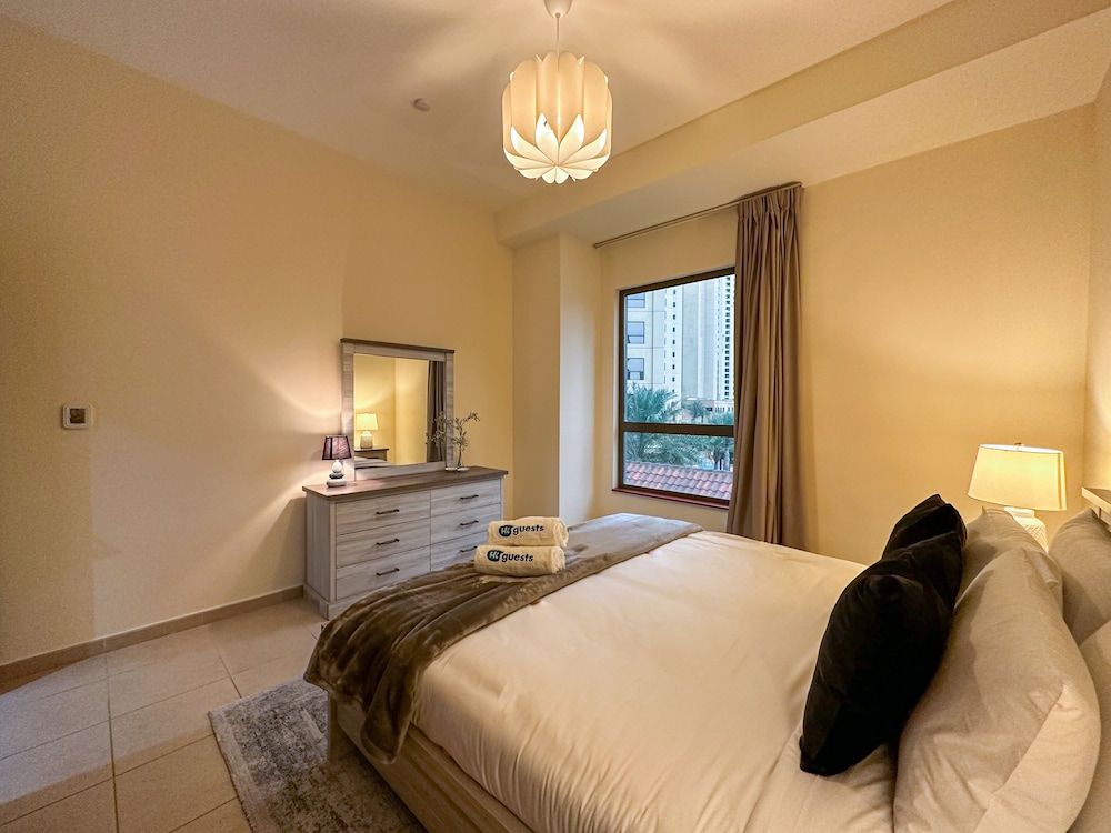 HiGuests - Amwaj 4