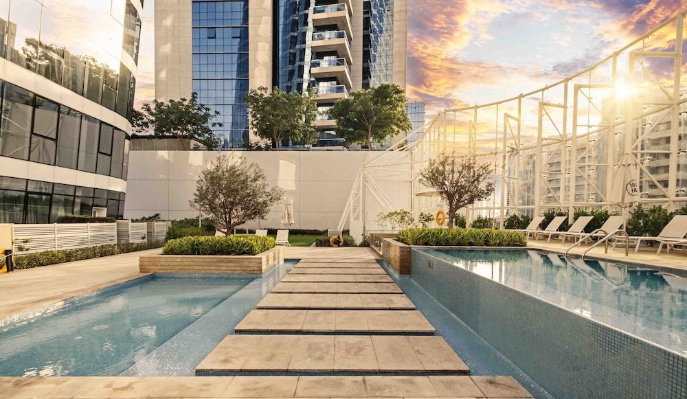 undefined LUX The Pad Executive Suite Canal View 2 3