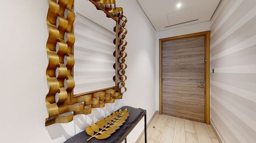 undefined Studio One 2101 9