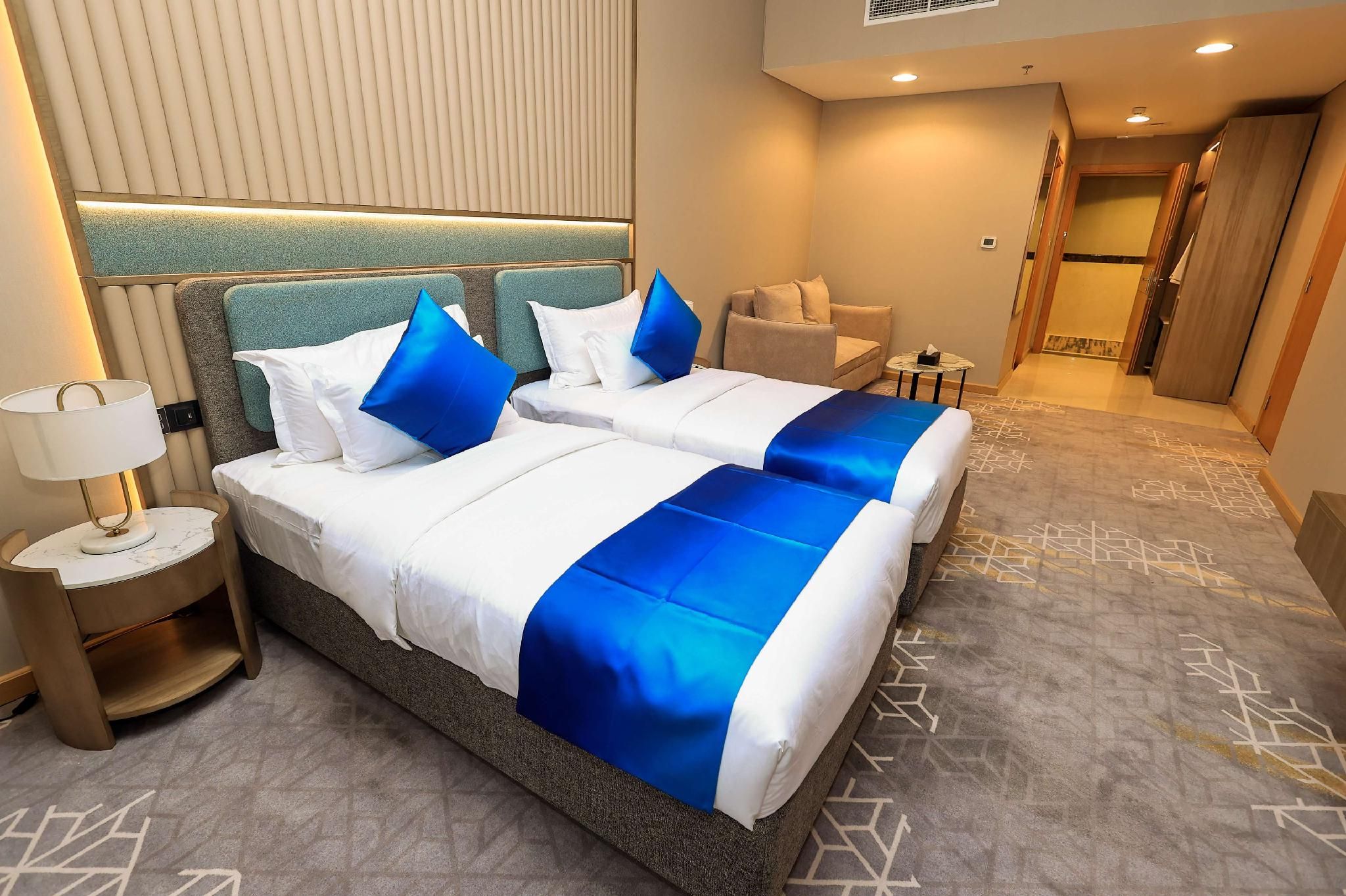 Best Western Premier M Four Hotel 2 Single Beds, Nonsmoking, Premium Room, Sofa, Air Conditioning 2