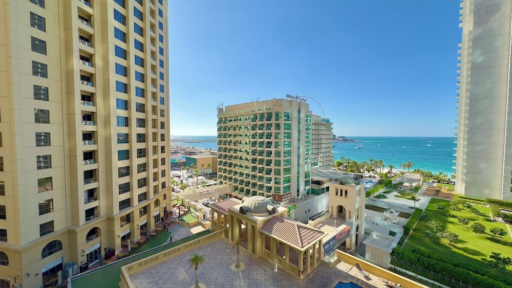 undefined Bollywood Beach Hostel 5