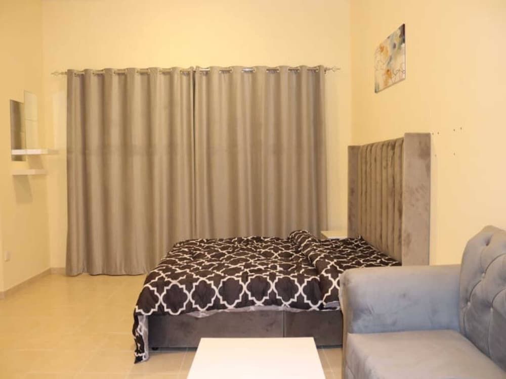 undefined Lovely Studio With Balcony And Free Parking 3