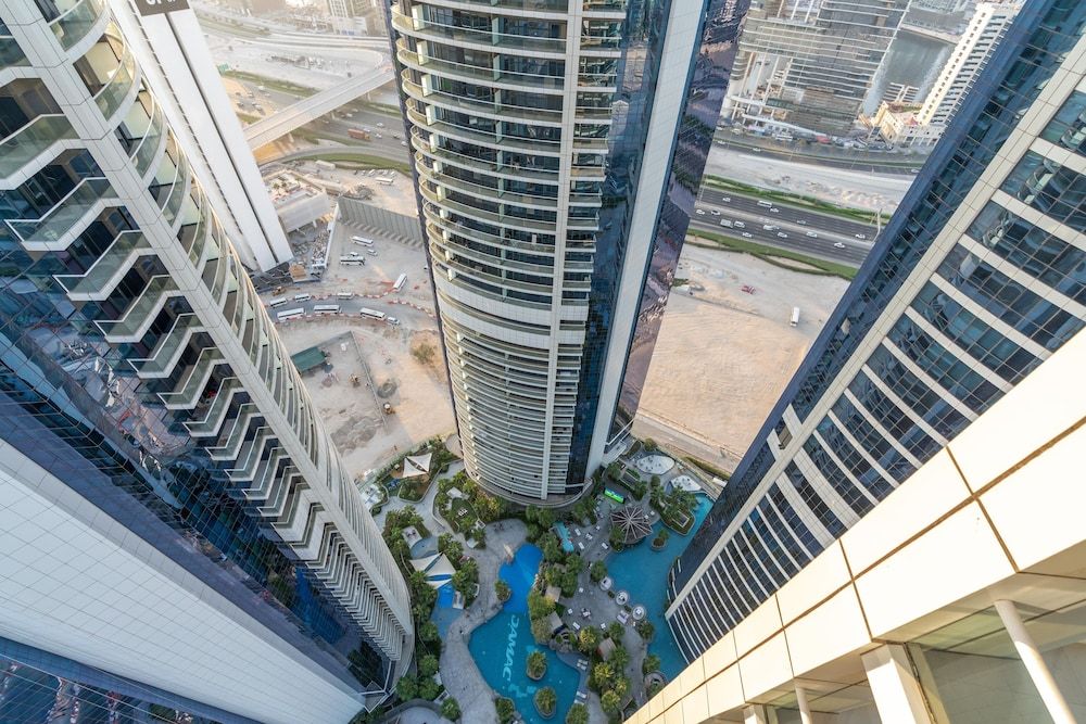 undefined Lux BnB Paramount Tower I Burj Views 4