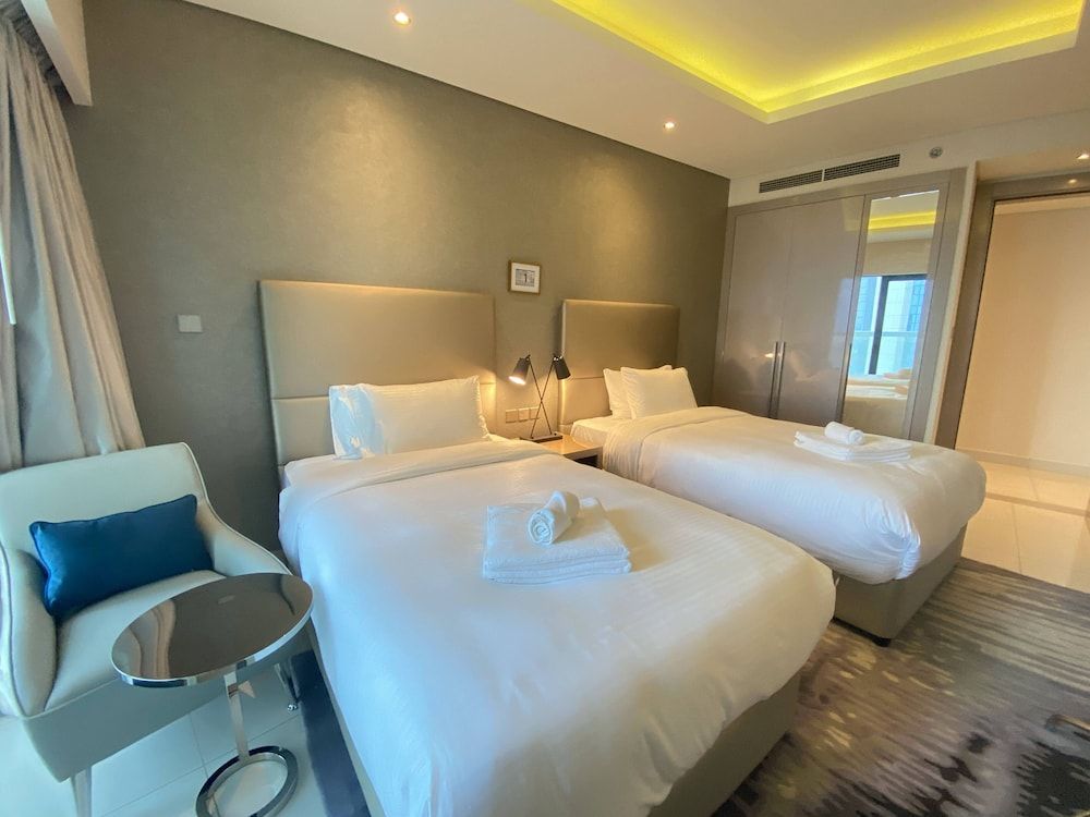 undefined Lux BnB Paramount Tower I Burj Views 9