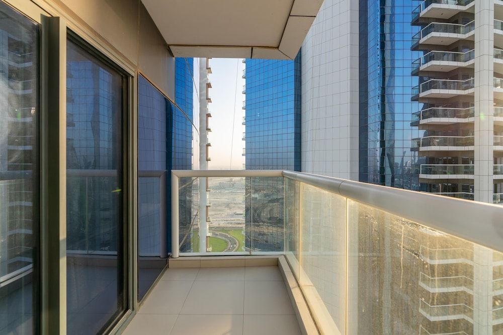 undefined Lux BnB Paramount Tower I Burj Views 6