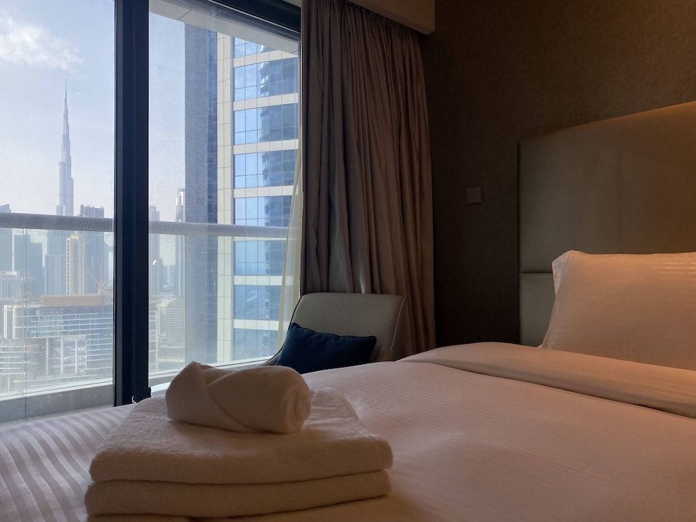 undefined Lux BnB Paramount Tower I Burj Views 10