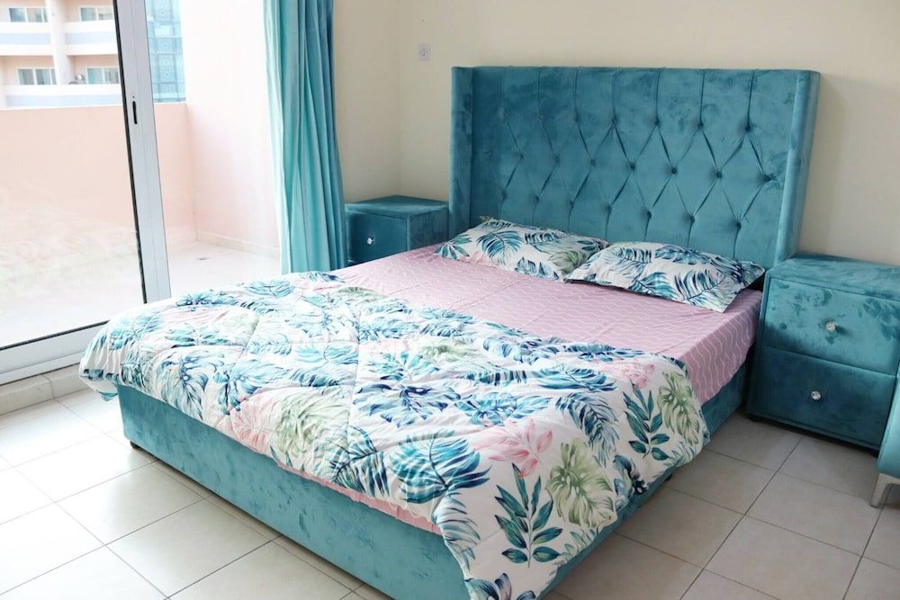 undefined Lovely Family Friendly Furnished Studio With Balcony and Pool 5