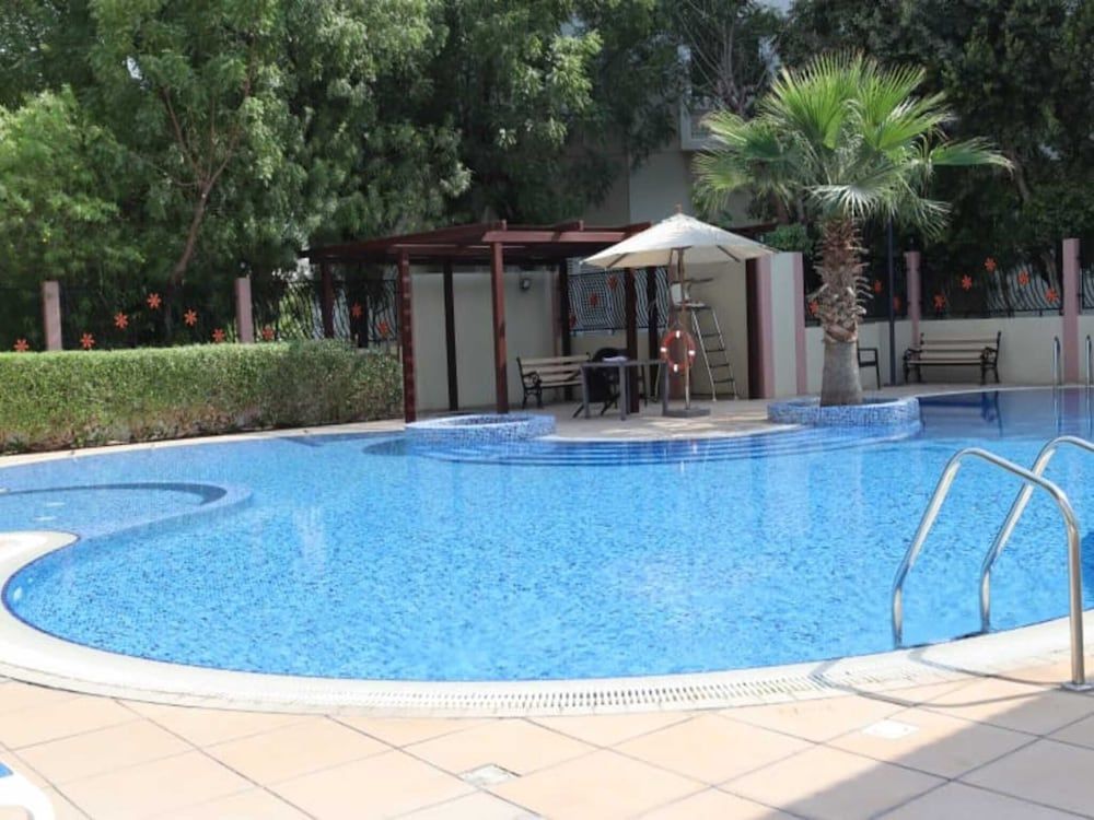 undefined Lovely Family Friendly Furnished Studio With Balcony and Pool 4