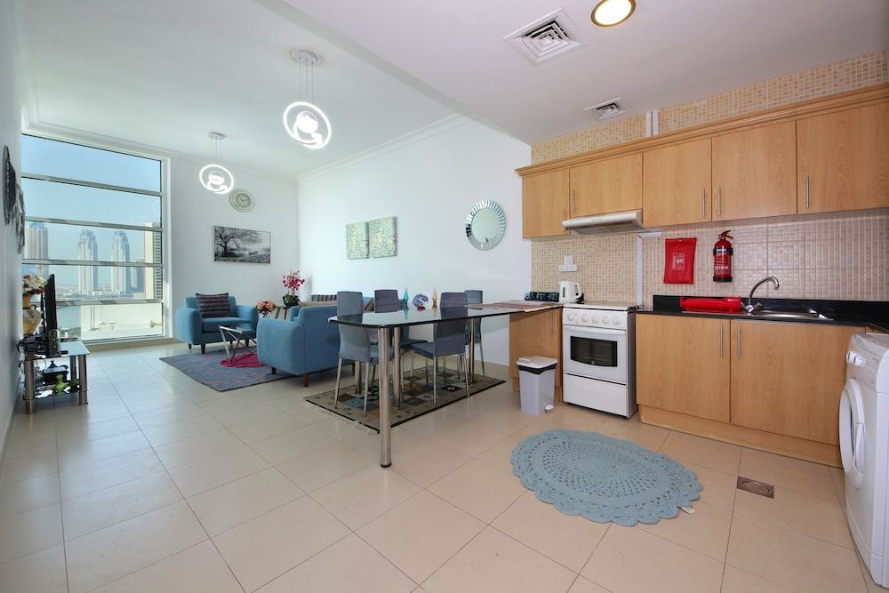 undefined 2 Bedroom Apartment in Mayfair Tower 8