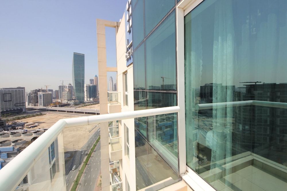 2 Bedroom Apartment in Mayfair Tower Standard Apartment 10