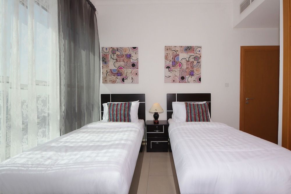 undefined 2 Bedroom Apartment in Mayfair Tower 5