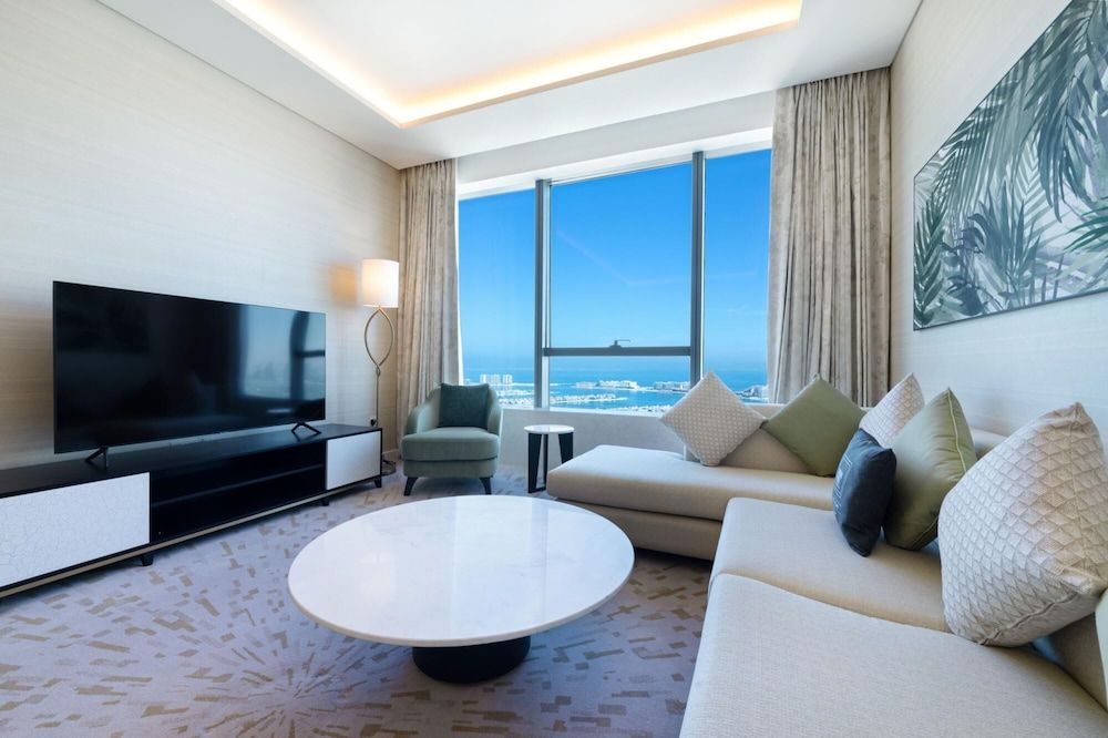 undefined Luxury Apt w Fabulous Views Over Palm Jumeirah 5