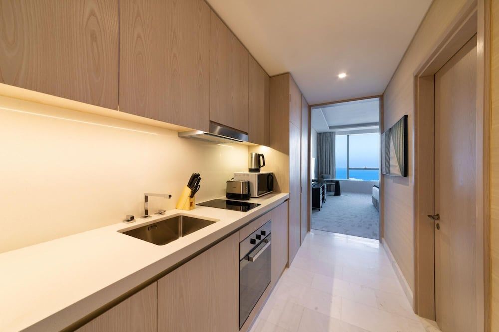 undefined Luxury Studio w Dreamy Views Over Palm Jumeirah 4