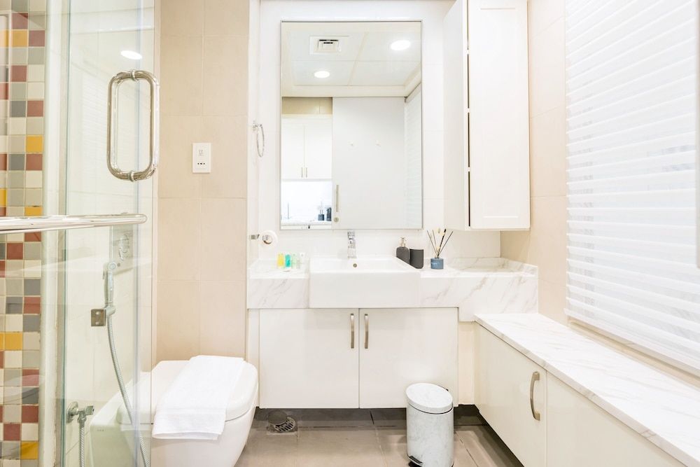 undefined Gorgeous Studio with breath-taking Palm Views