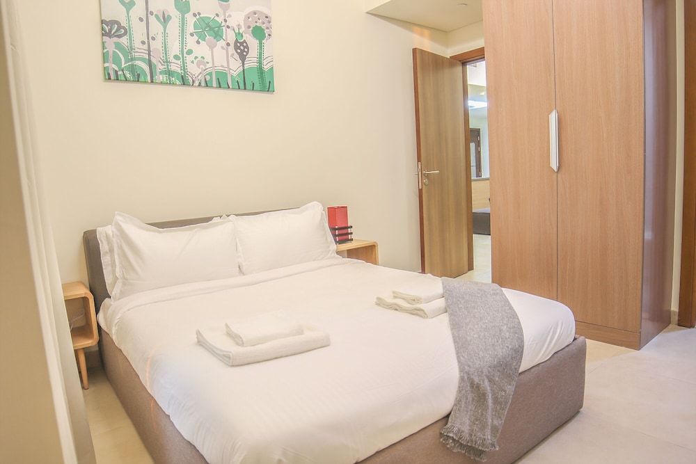 undefined 2 Bedroom Apartment- Azizi Plaza 3