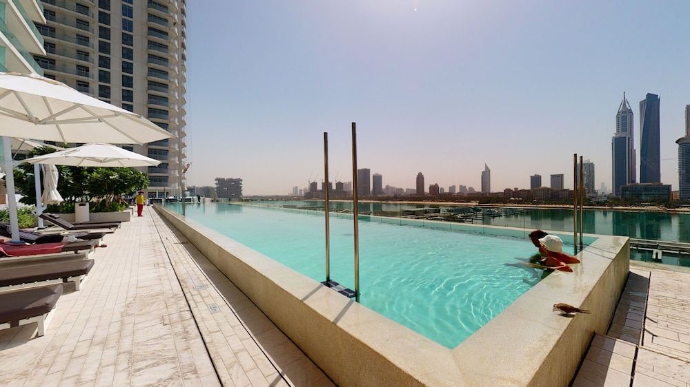 undefined Sunrise Bay 2BR Luxury Apartment 3