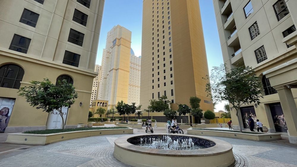 undefined Business Backpackers JBR 4