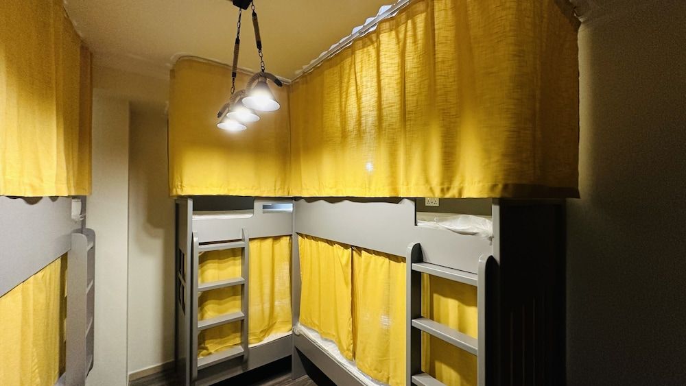 undefined Business Backpackers JBR