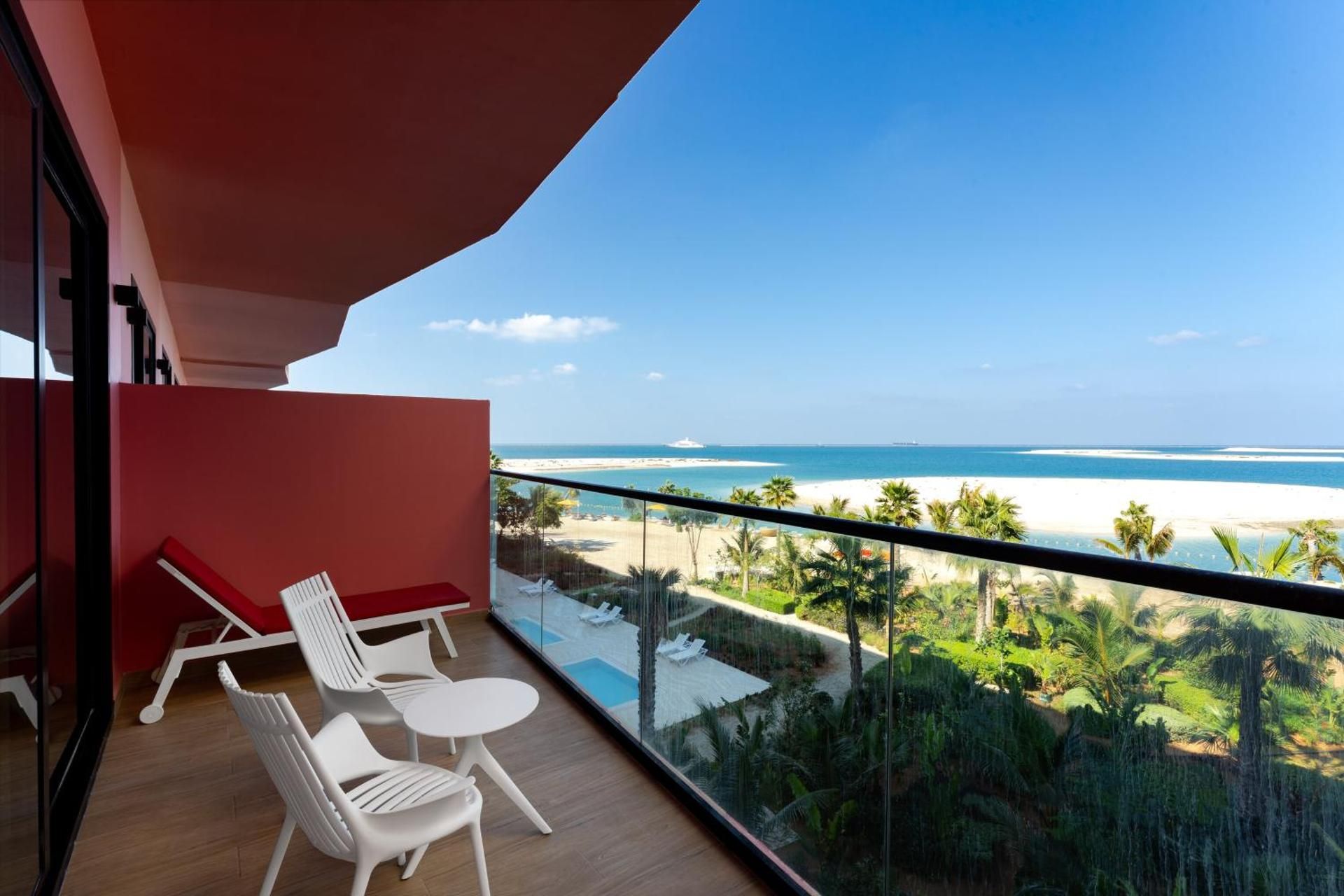 1 King Premium Sea View