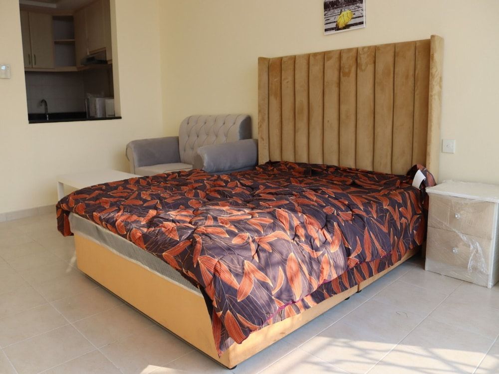 undefined Beautiful Furnished Studio With Close Kitchen 4