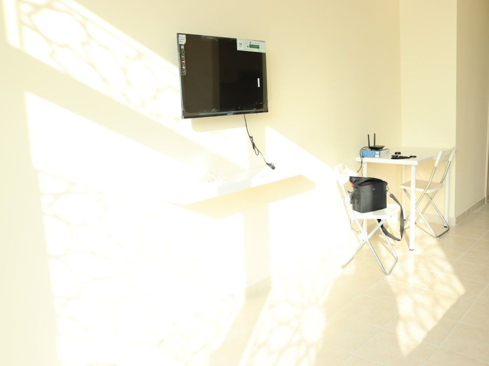 undefined Beautiful Furnished Studio With Close Kitchen 10