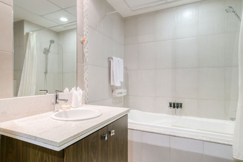 Executive Towers Amazing 1BR Onsite Pool Business bay Comfort Apartment, 1 Bedroom, City View 12