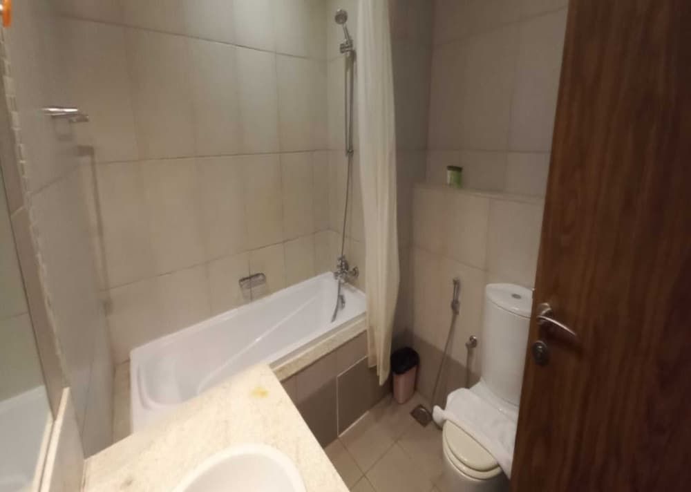 Executive Towers Amazing 1BR Onsite Pool Business bay Comfort Apartment, 1 Bedroom, City View 14