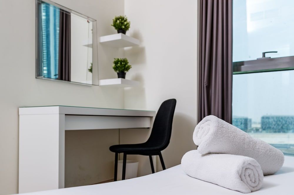 undefined Spacious 2BR apartment with rooftop pool The Bay DT by 360 Vacation 9