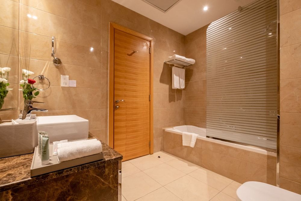 Peony Hotel Studio Suite 4