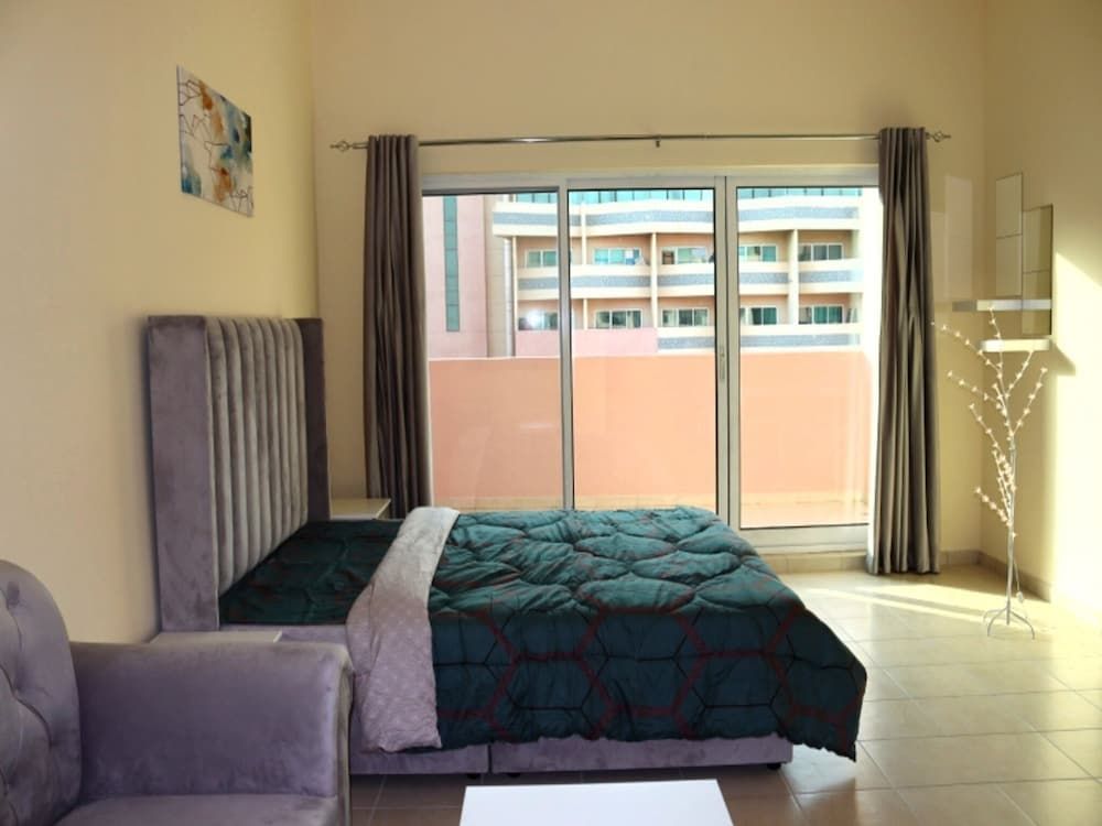 undefined Discovery Gardens - Stunning Studio With Balcony And Free Parking 7