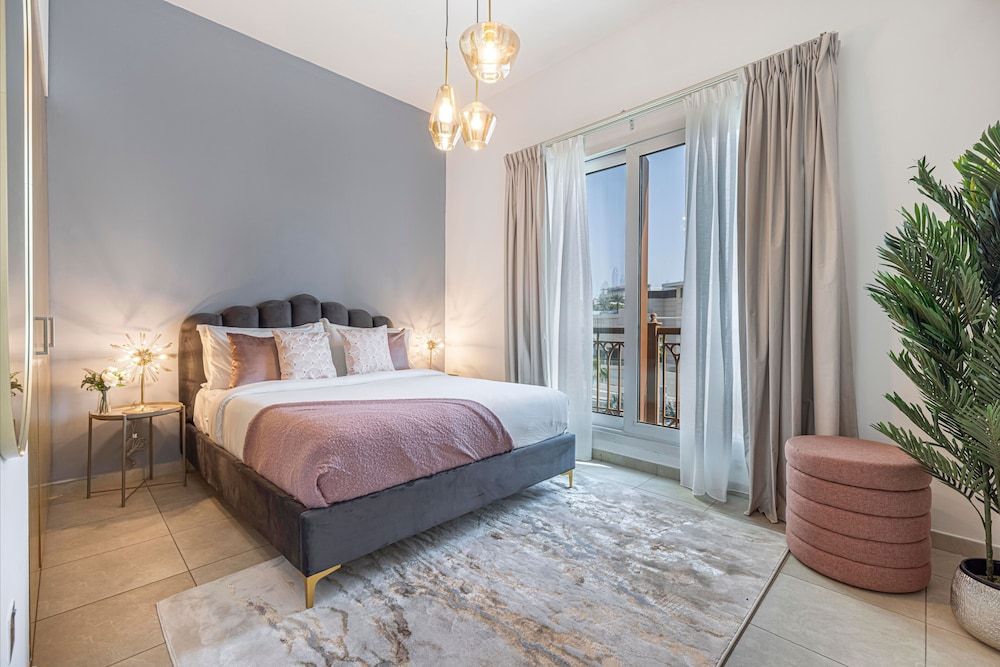 Large Terrace and Pool View - 2 Br - Next to Mall Apartment, 2 Bedrooms, Accessible, Smoking 6